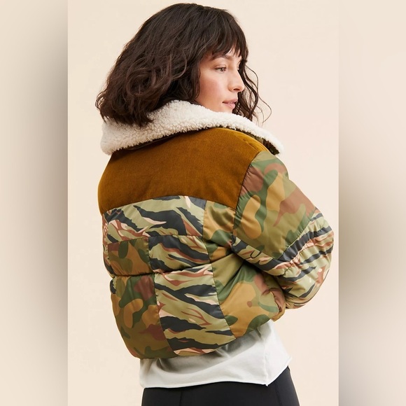 New! Free People x We The Free Camouflage Jacket with Shearling Collar 💚 Medium - Picture 5 of 10